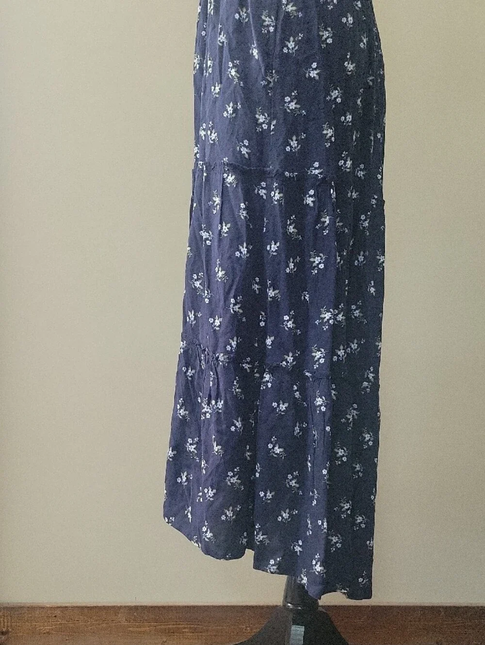 Hollister Navy Floral Smocked Maxi Dress - Picture 5 of 5